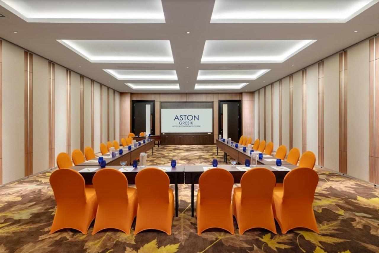 Aston Gresik Hotel & Conference Center Exterior photo