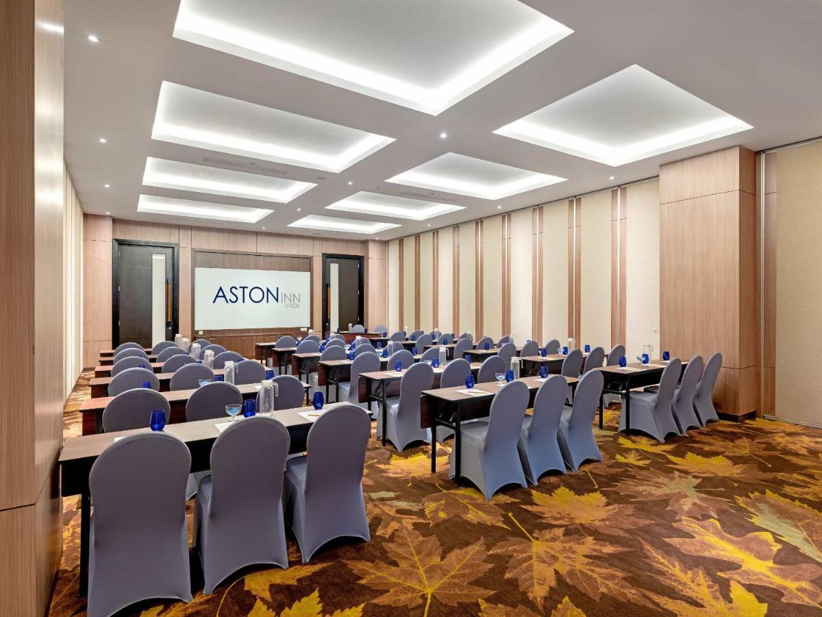 Aston Gresik Hotel & Conference Center Exterior photo