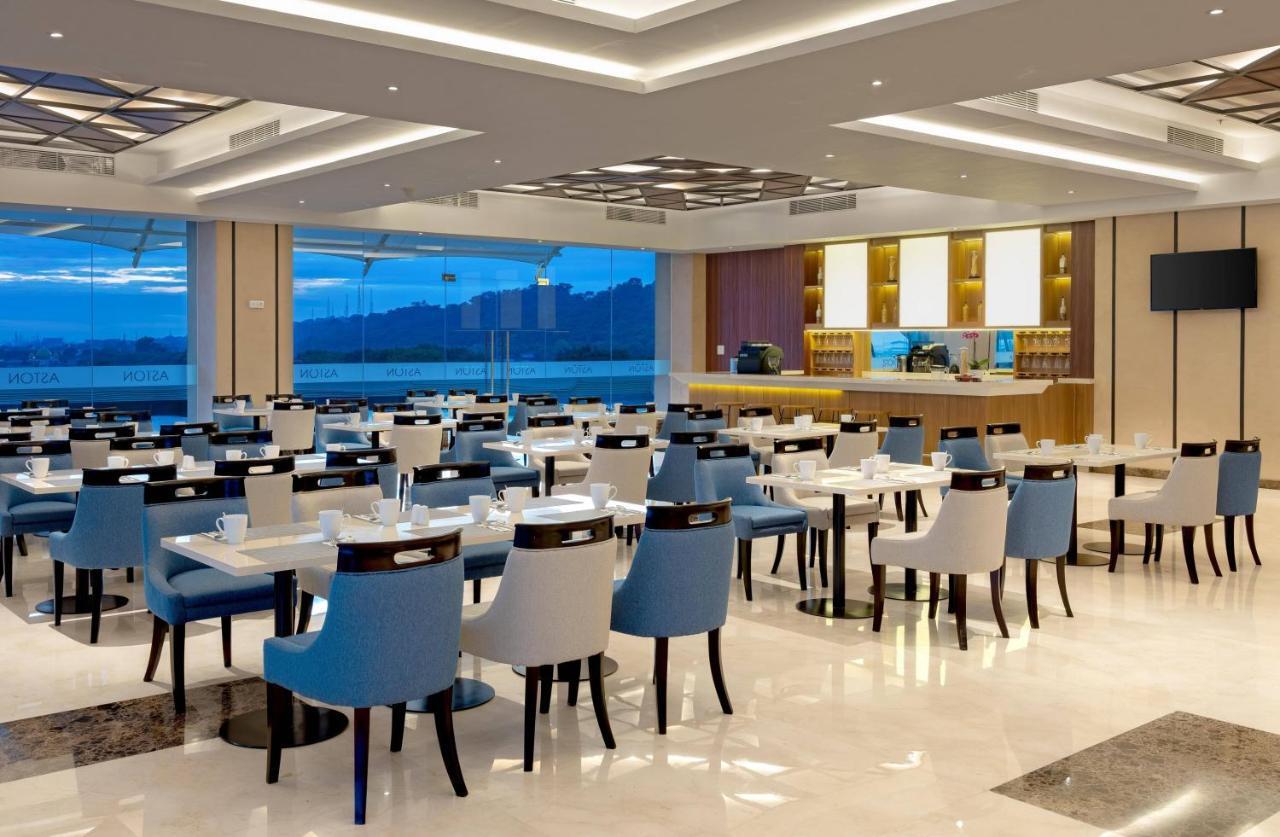 Aston Gresik Hotel & Conference Center Exterior photo